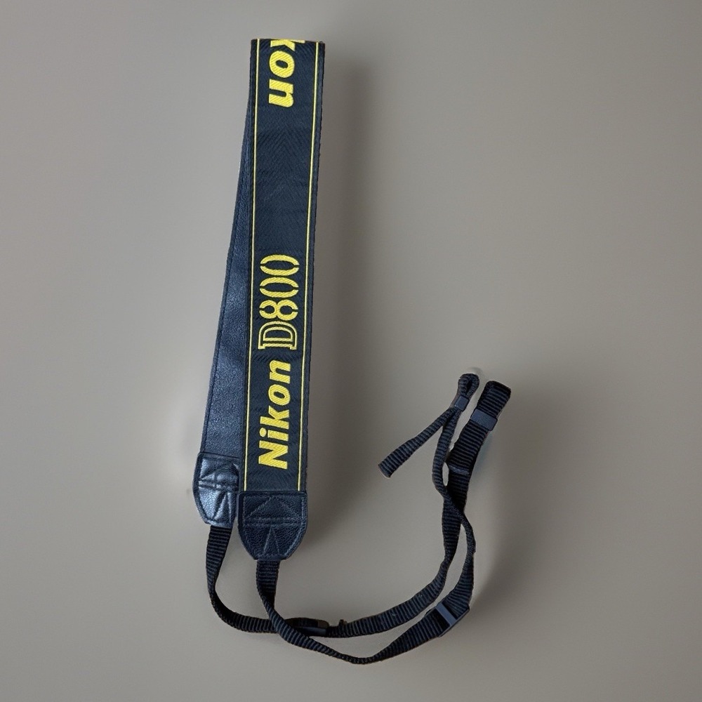 OEM Nikon D800 Genuine DSLR Camera Neck Strap / AN-DC6 GENUINE